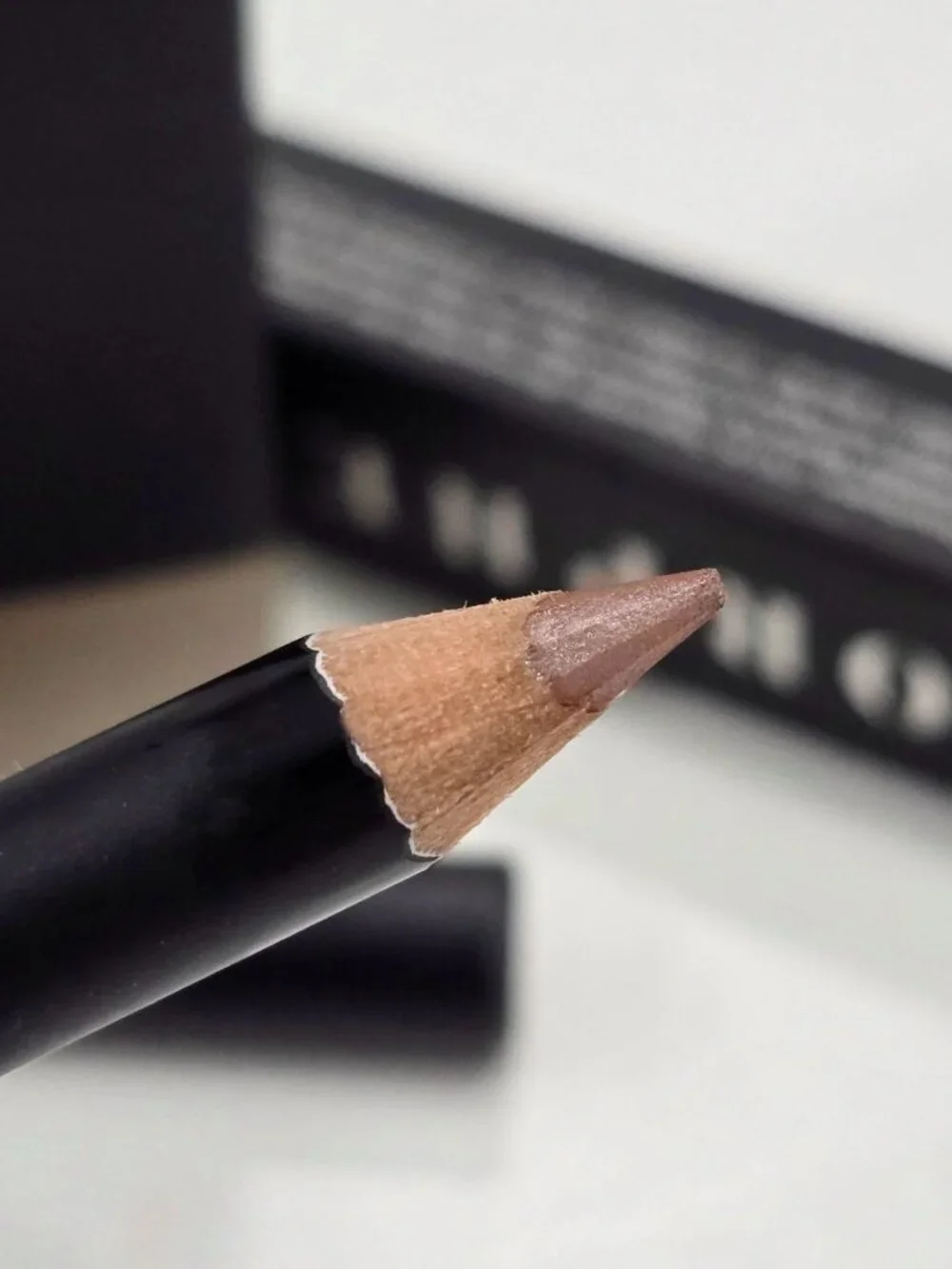 Morphe ✦ Jemma Color Pencil ✦ Nude Beige Creamy Long‑Wear Lip & Eye Liner 1.5g